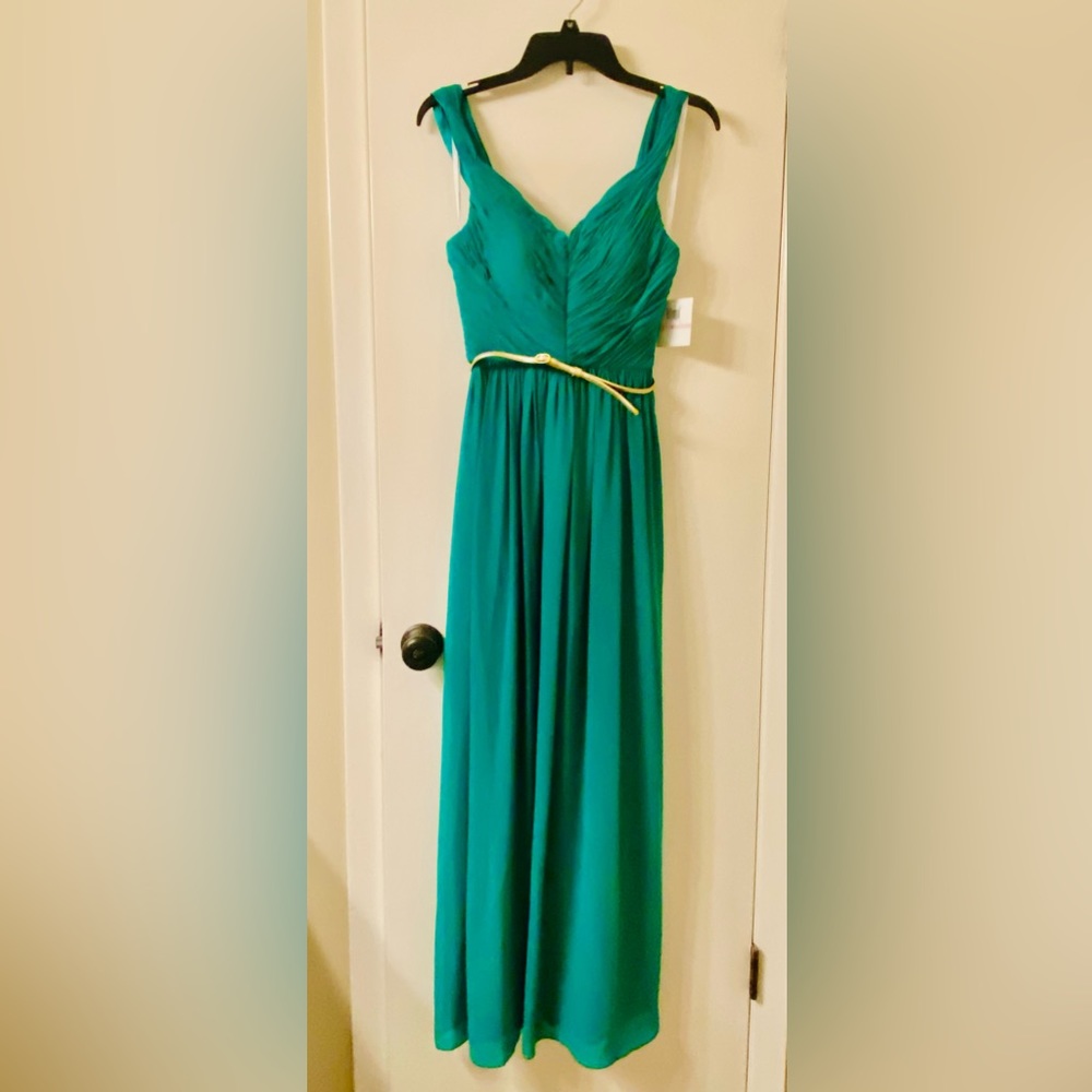 NWT Emerald Donna Morgan Chiffon Formal